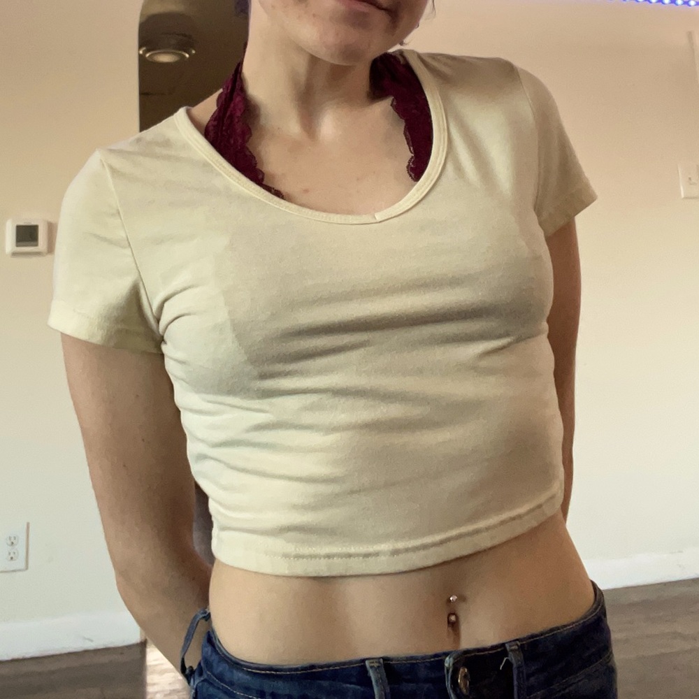 Pale Yellow Cropped Tee